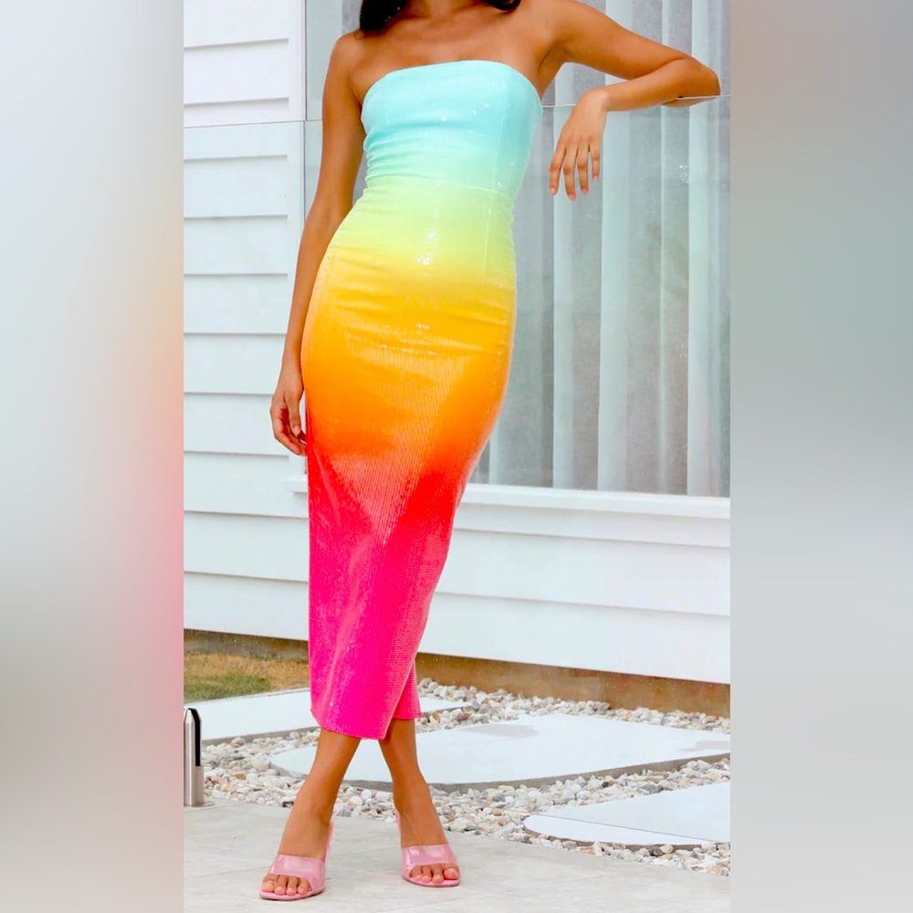 Hello Molly runaway the label Malibu Midi Dress multicolor